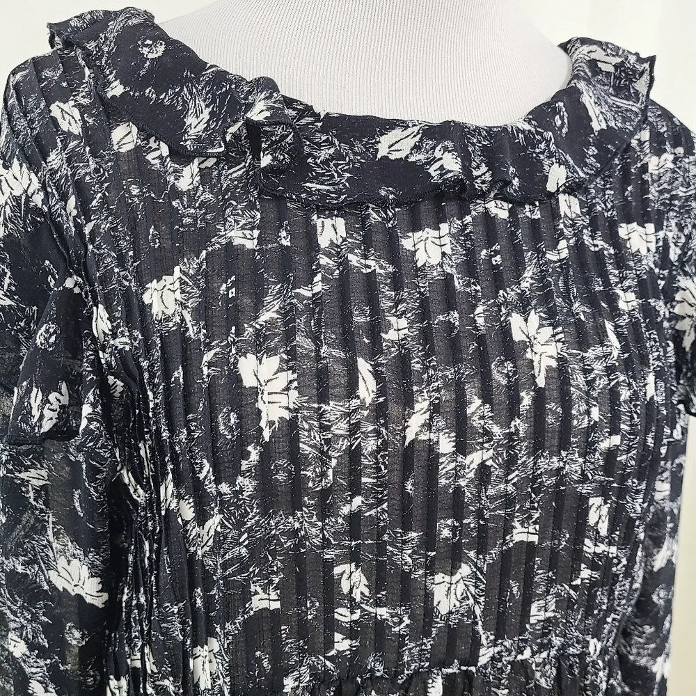 Free People These Dreams black floral mini dress long sleeve Women's Size XS